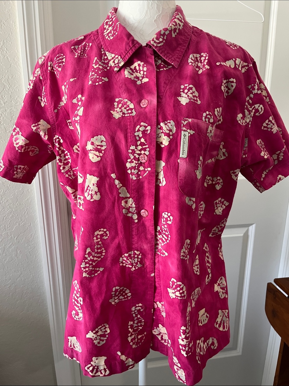 Columbia Women's Fuchsia Button-Up Shirt with White Print